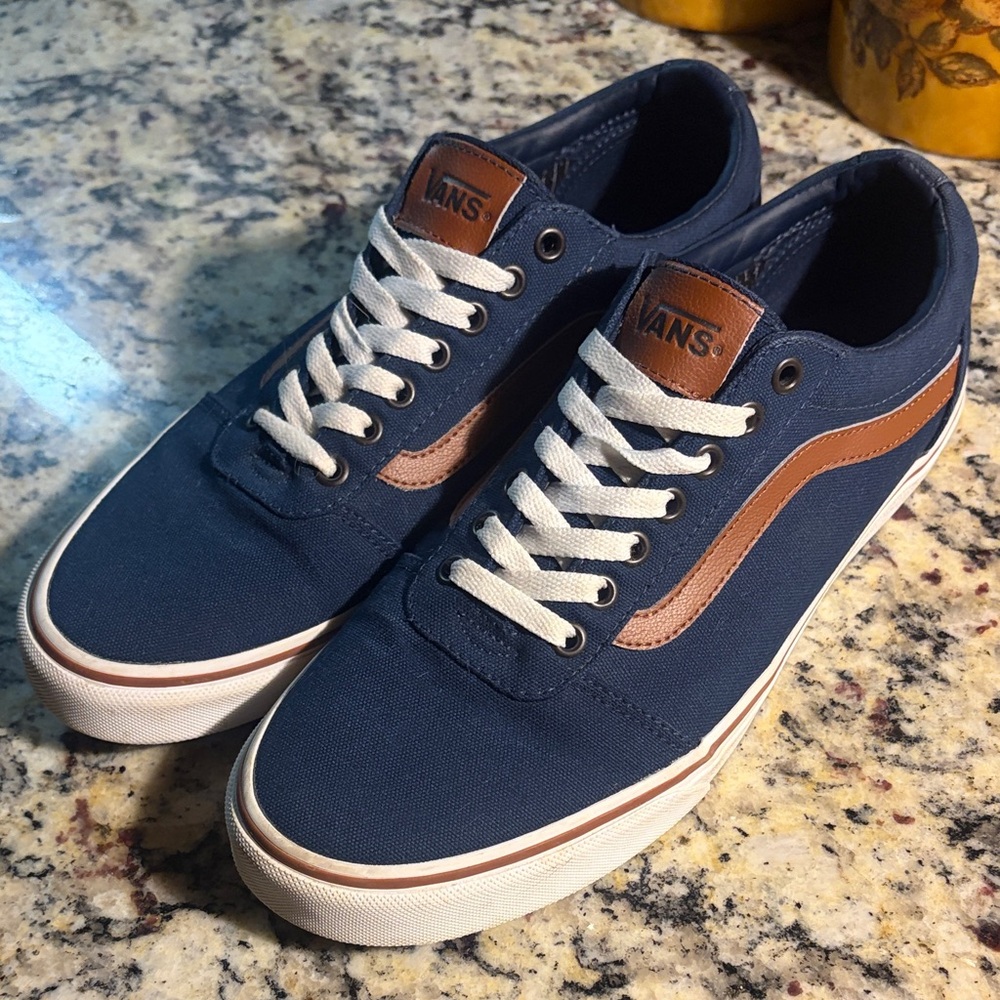 VANS♦️♦️OLD SKOOL LOW TOPS - Picture 3 of 15